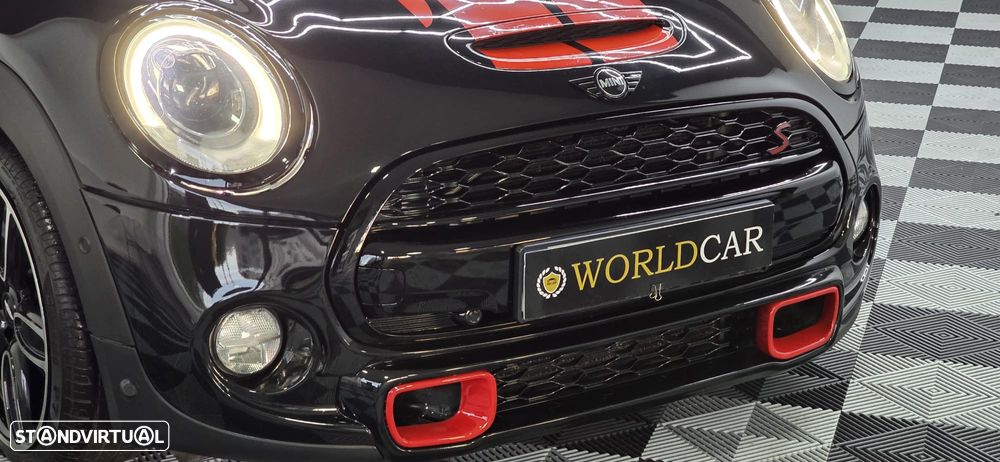 MINI 5 Portas Cooper SD Auto Desportiva - 8