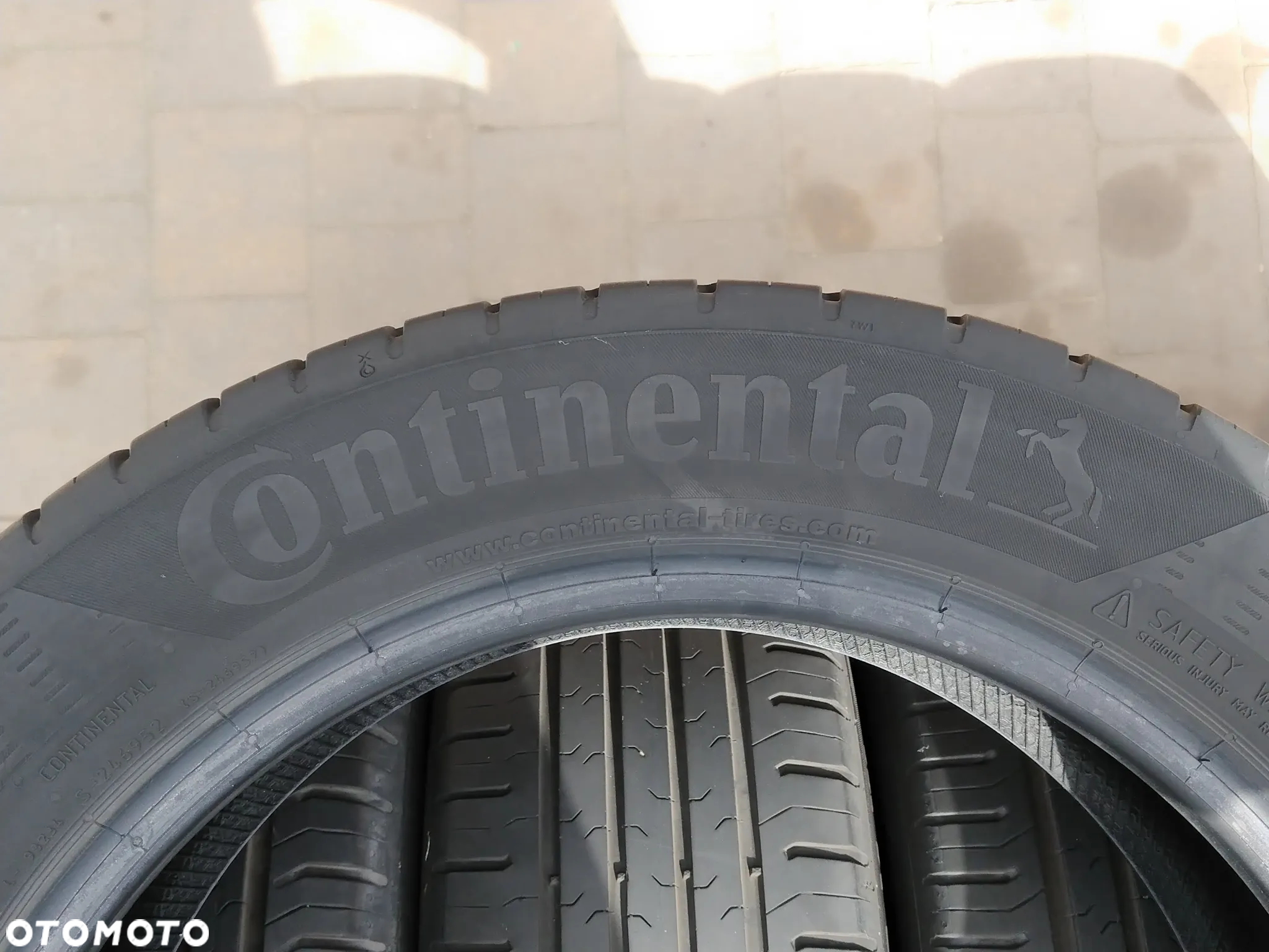 Opony letnie Continental ContiEcoContact 5 205/55R17 V XL - 5