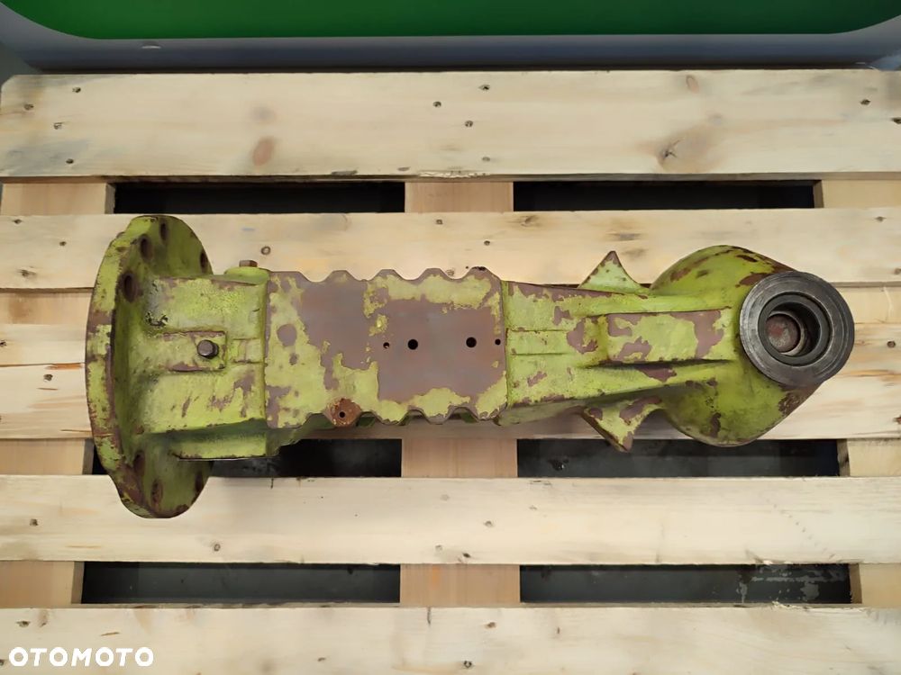 Obudowa osi napędowej 11527 CLAAS TARGO K60 - 7