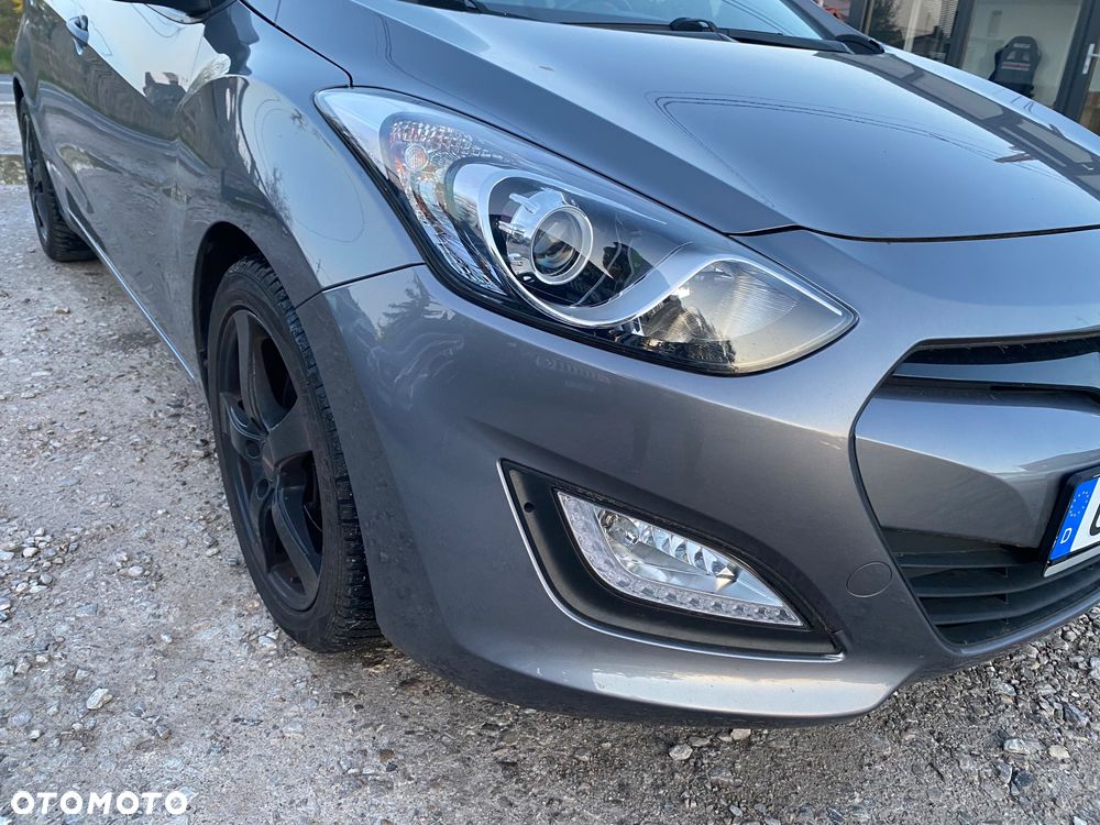 Hyundai i30 1.4 Premium - 8