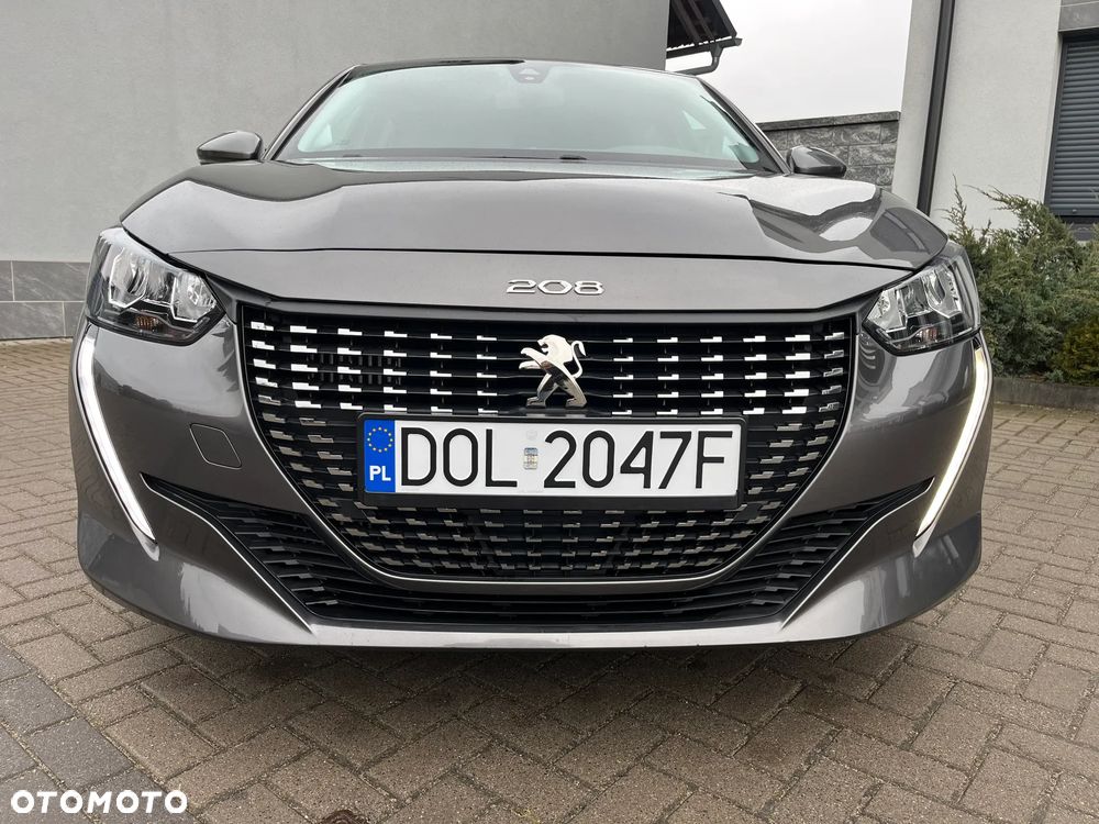 Peugeot 208 PureTech 100 EAT8 Allure - 10