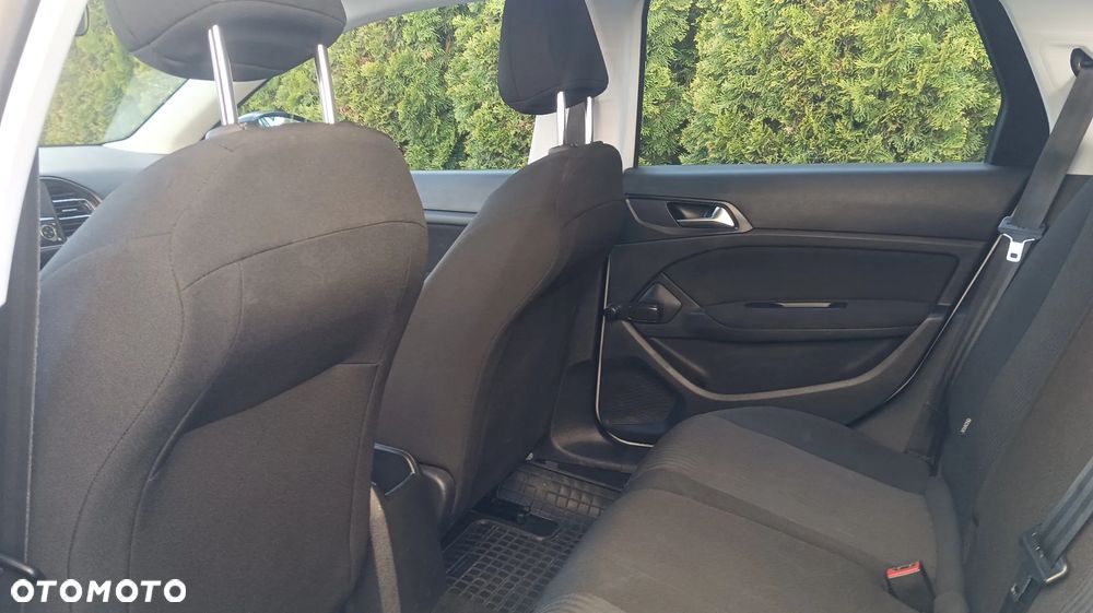 Peugeot 308 HDi FAP 92 Access - 17