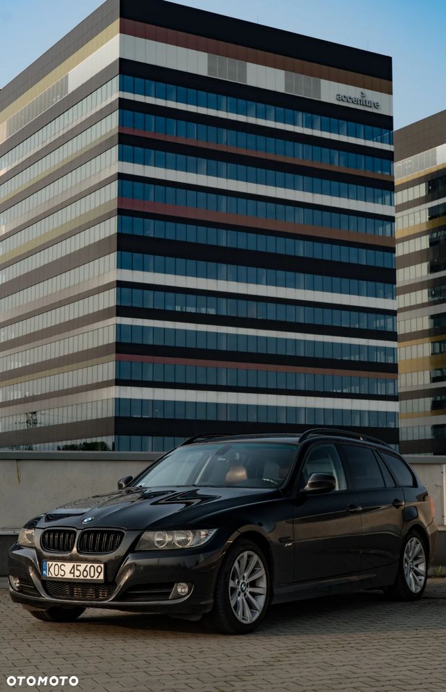 BMW Seria 3 320d xDrive - 6