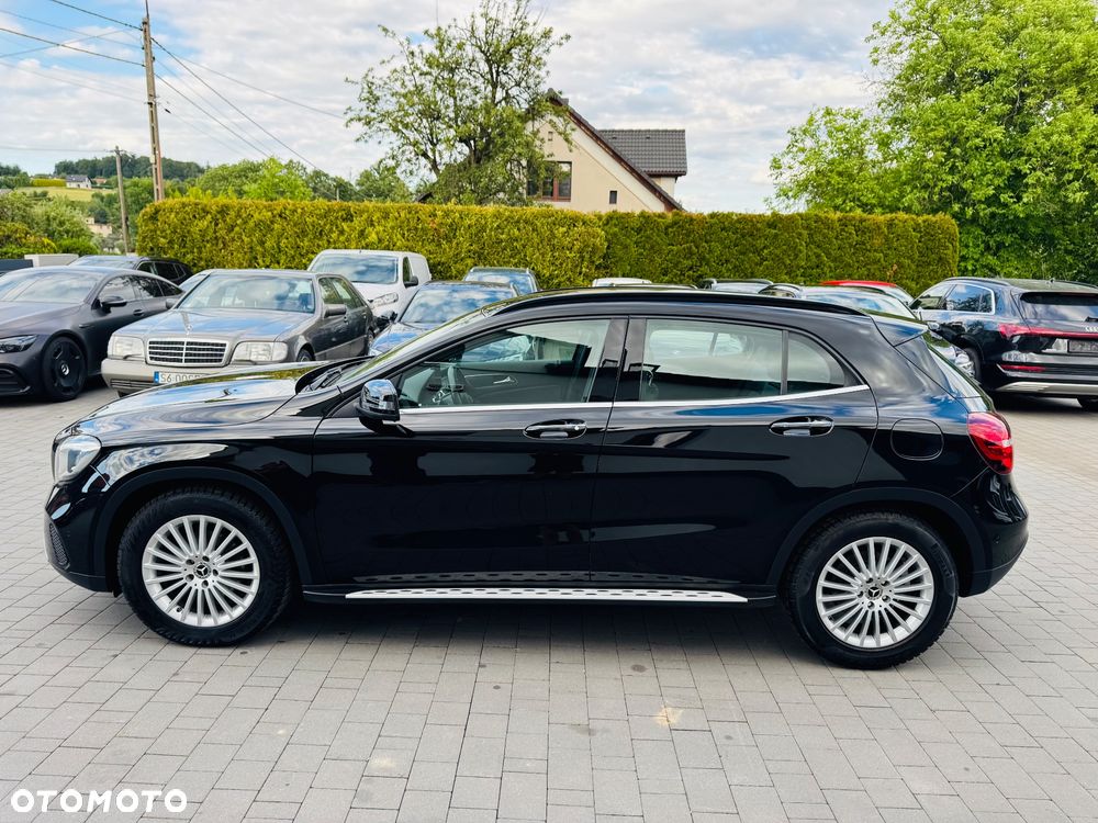 Mercedes-Benz GLA 200 d 4Matic 7G-DCT - 7