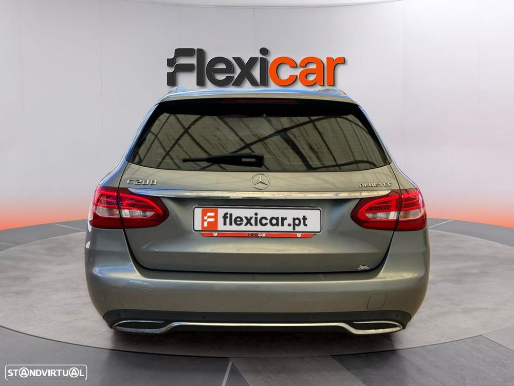 Mercedes-Benz C 200 - 5