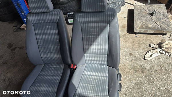 BMW 1 E87  fotel kanapa komplet