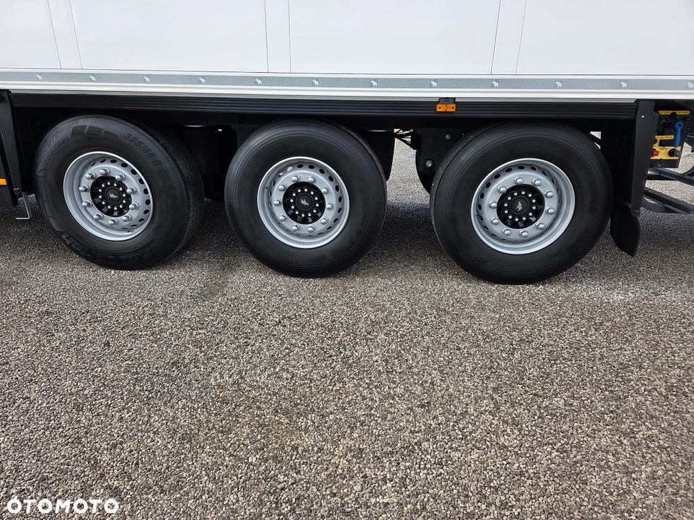 Schmitz Cargobull CHŁODNIA THERMO KING  / ŚCIANA 7 CM / - 20