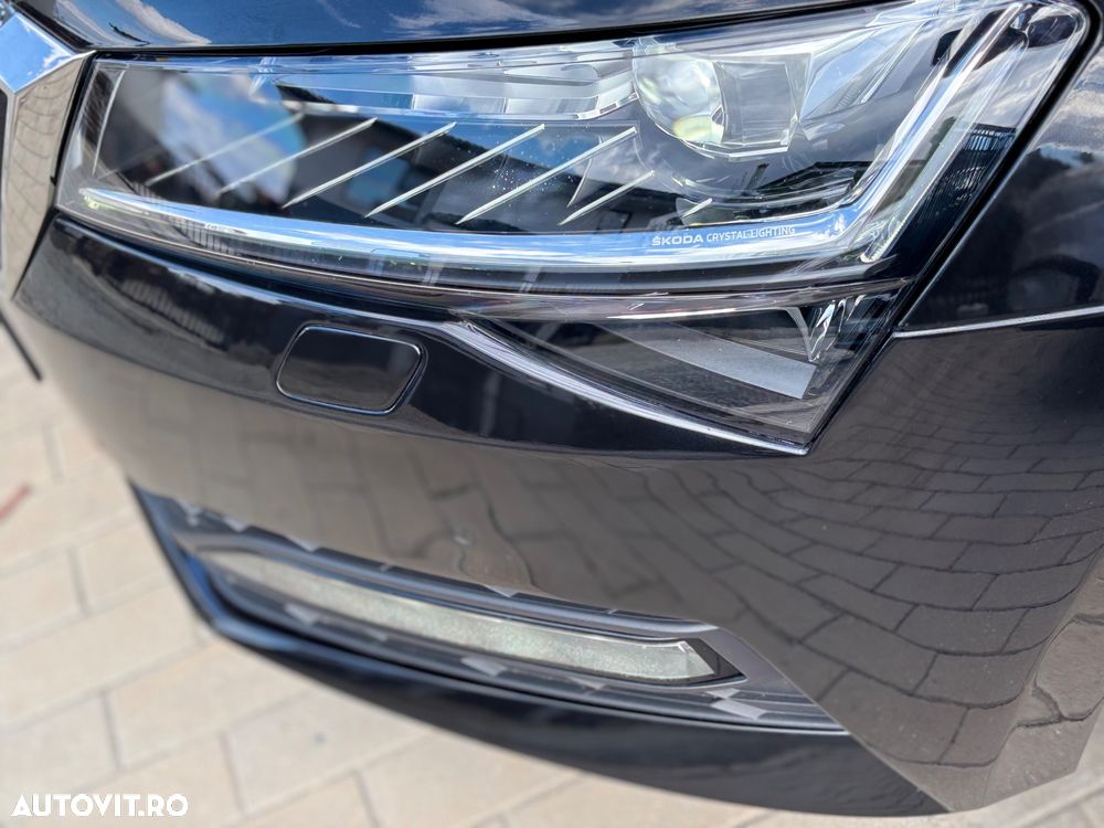 Skoda Superb 2.0 TDI DSG Ambition - 27