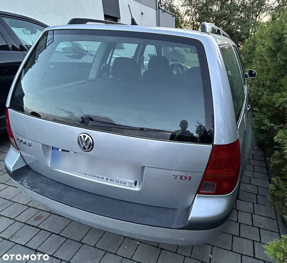 Volkswagen Golf - 3