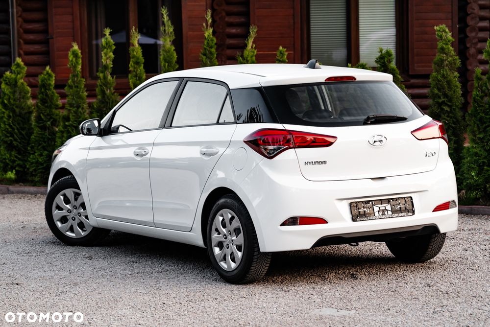 Hyundai i20 1.2 - 13