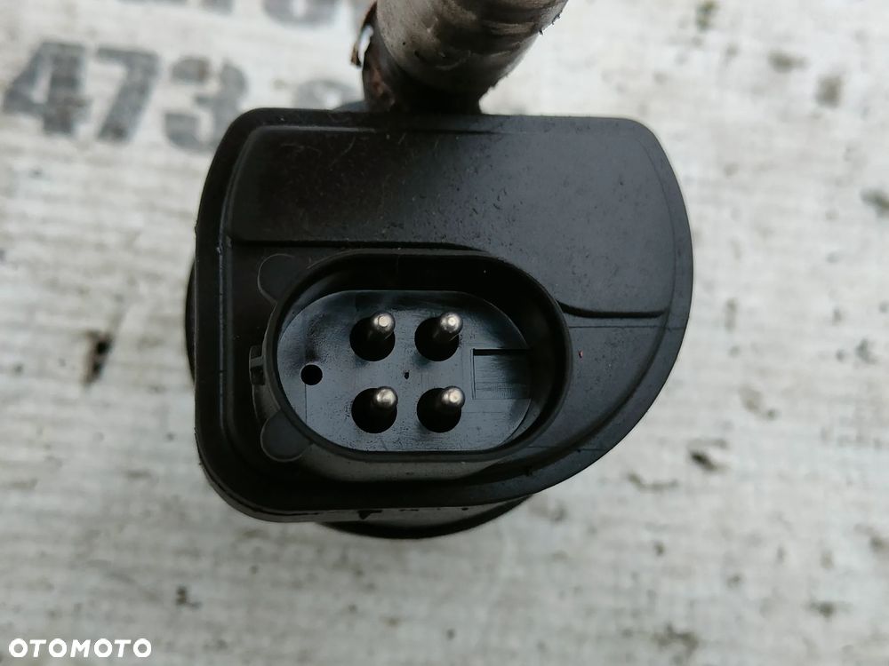 BMW E60 E61 E65 E90 3.0d 2.0d Podgrzewacz paliwa 4 piny 7788702 - 2