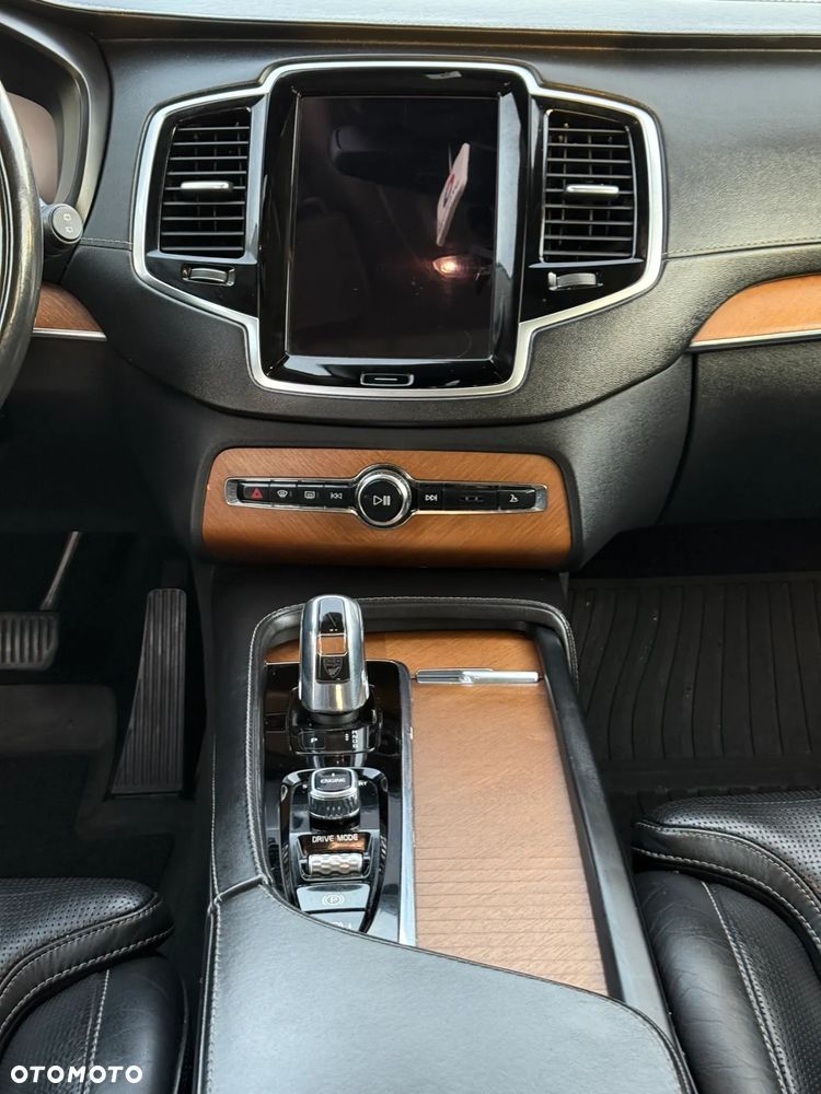 Volvo XC 90 T8 AWD Twin Engine Geartronic Inscription - 12