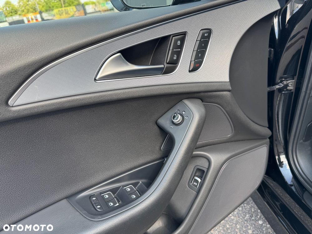 Audi A6 Avant 2.0 TDI Ultra S tronic - 15