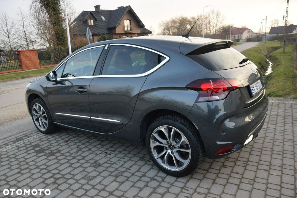 Citroën DS4 1.6 THP SoChic - 16