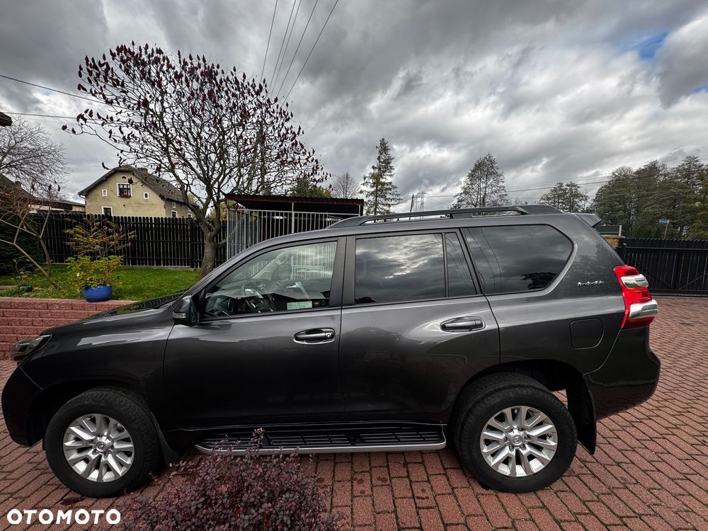 Toyota Land Cruiser LC 2.8 D-4D Invincible - 3