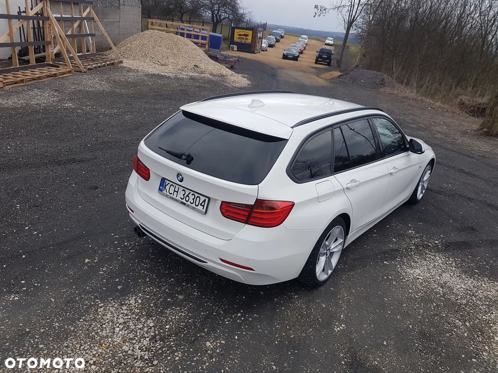 BMW Seria 3 330d xDrive Sport-Aut Sport Line - 10