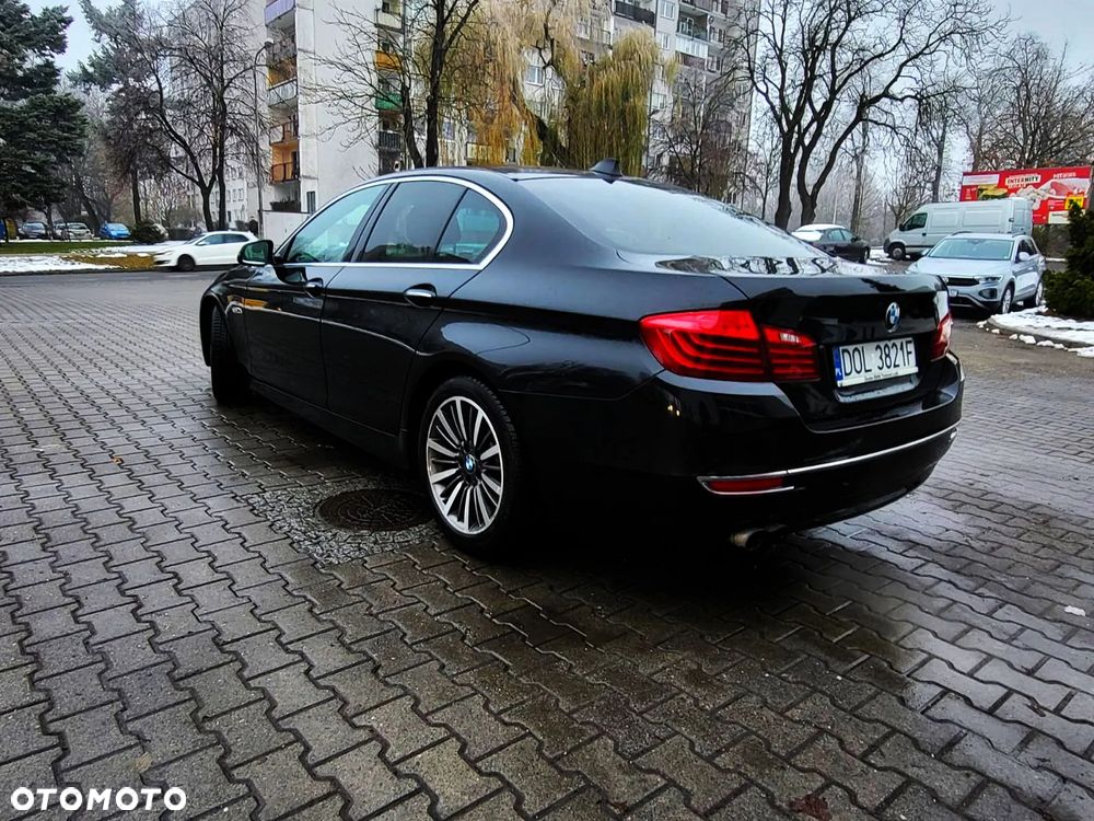 BMW Seria 5 520d xDrive Luxury Line - 4