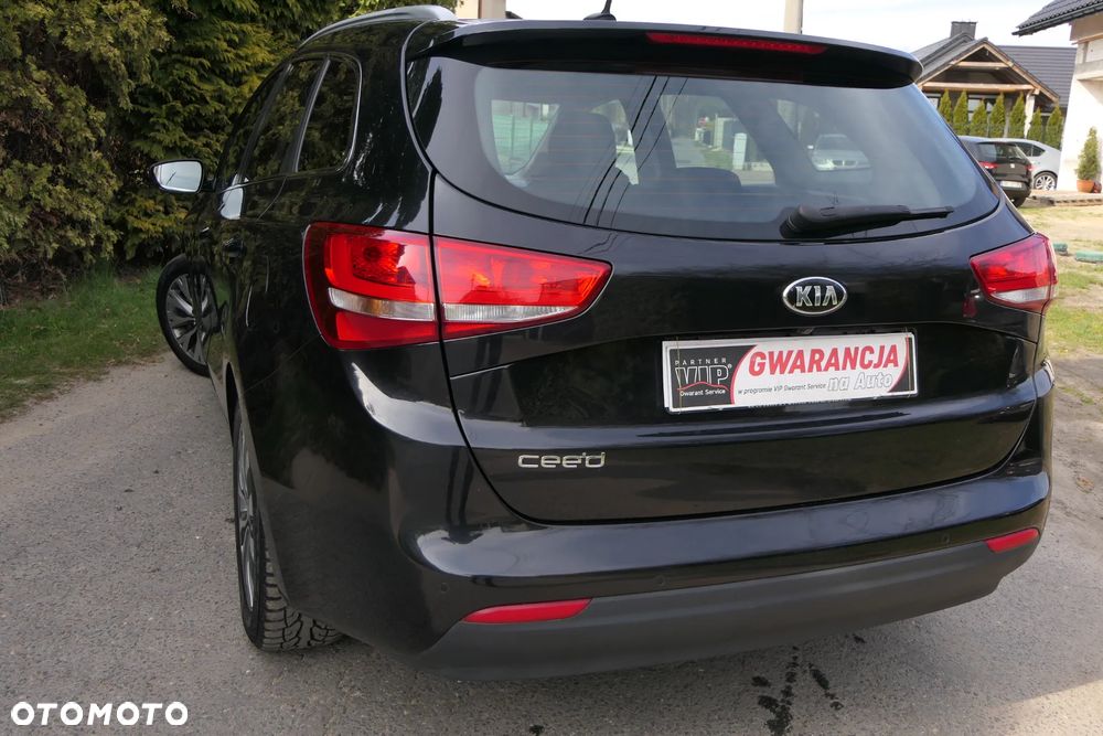 Kia Ceed 1.6 CRDi L - 11