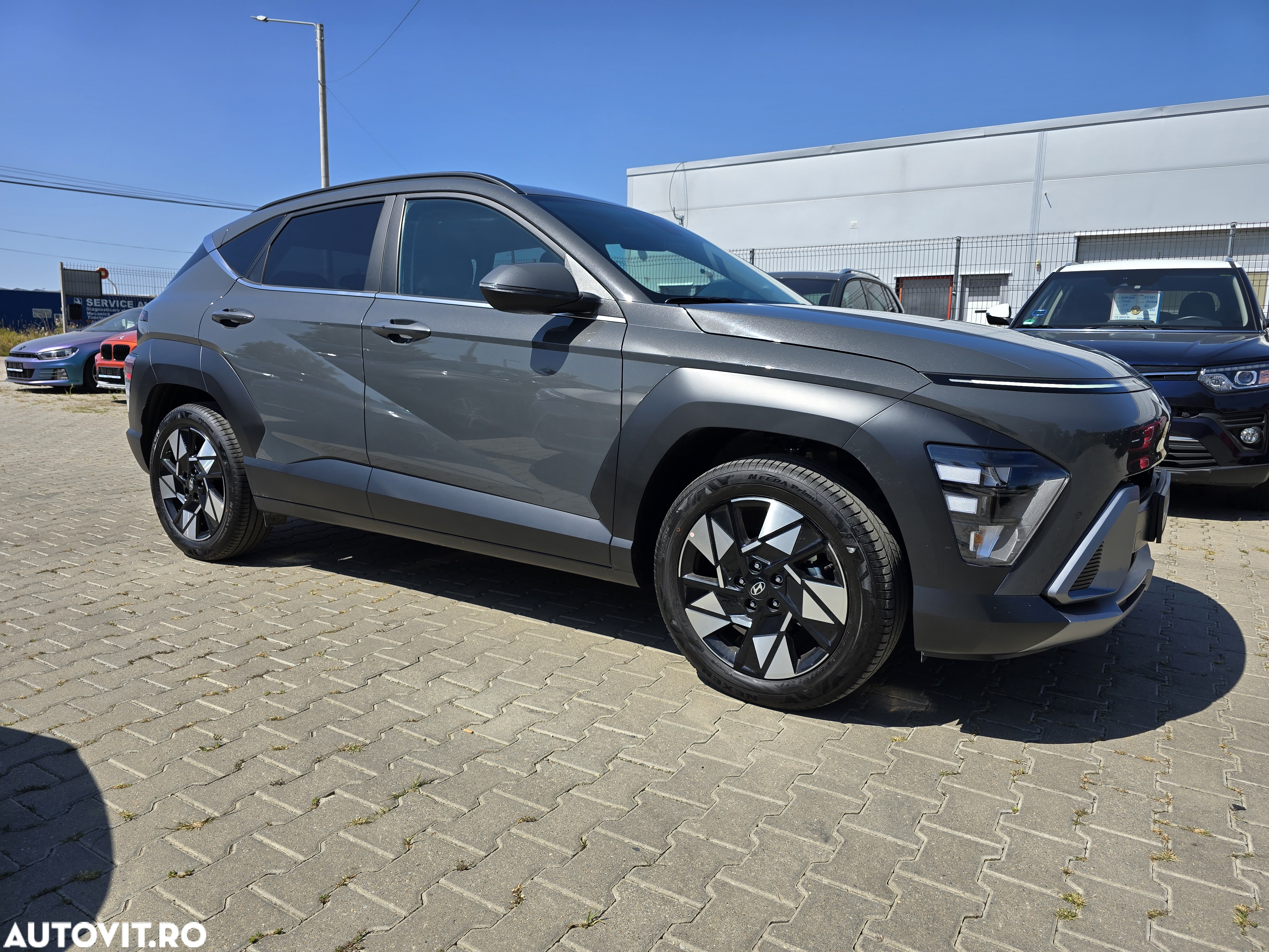 Hyundai KONA - 4
