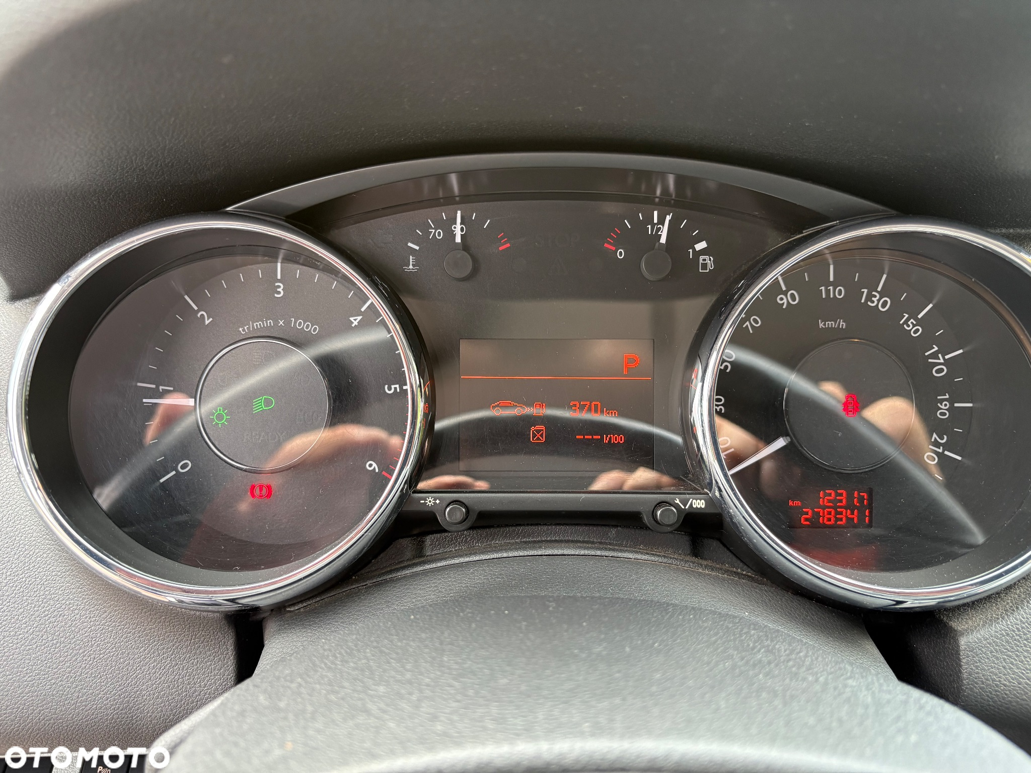 Peugeot 5008 2.0 HDi Premium + - 9