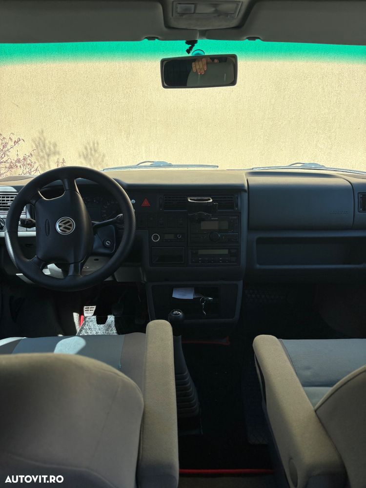Volkswagen Multivan ver-multivan-comfortline - 11