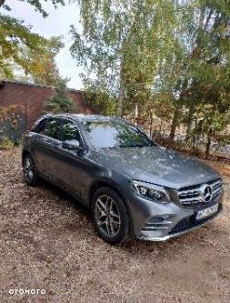 Mercedes-Benz GLC 250 4Matic 9G-TRONIC AMG Line - 11