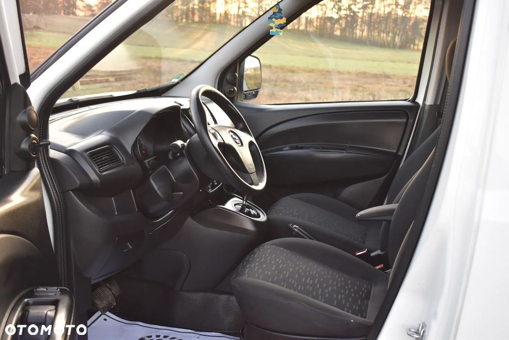 Opel COMBO FIAT DOBLO AUTOMAT KLIMATYZACJA JAK NOWY - 17