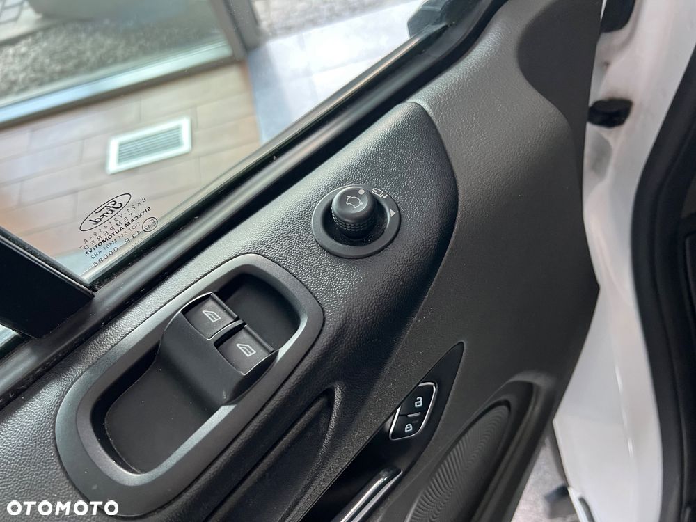 Ford Transit Custom - 25