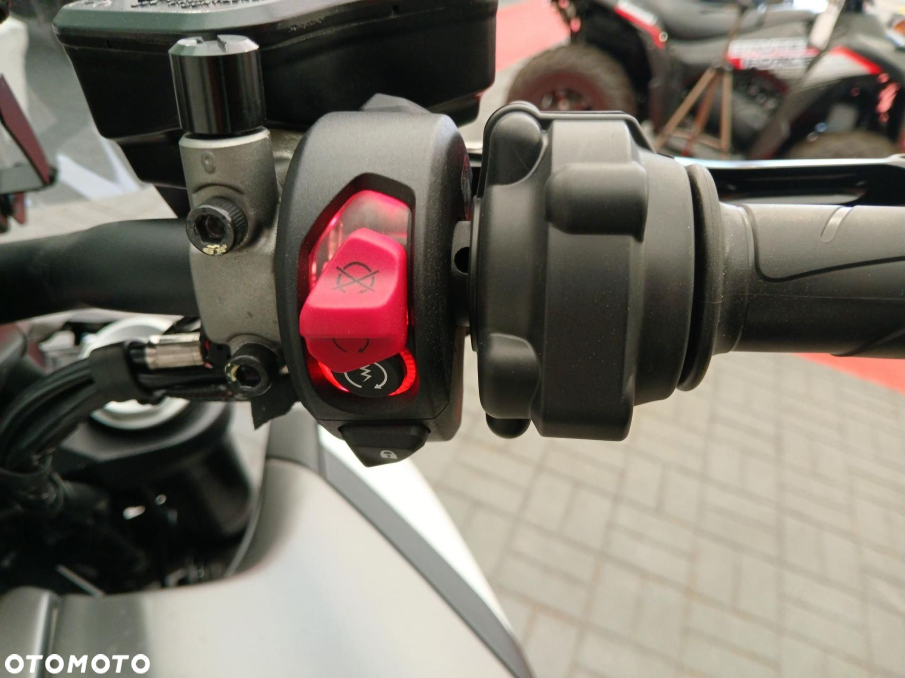Ducati Diavel - 10