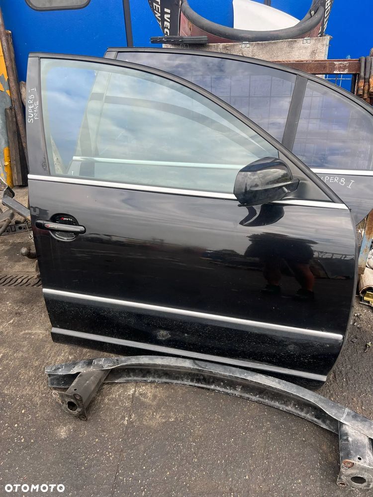 Drzwi prawe przednie Skoda Superb I 1 Kompletne SEDAN !! 01-08r. - 1