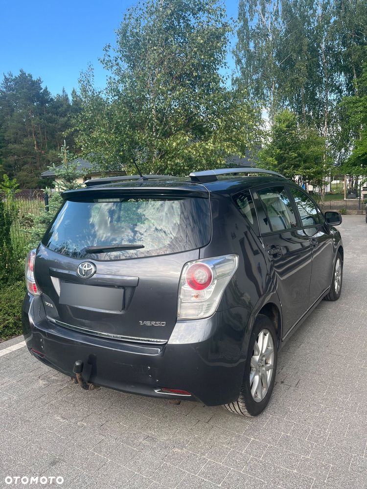 Toyota Verso 2.2 D-CAT Sol Plus NAVI 7os - 2