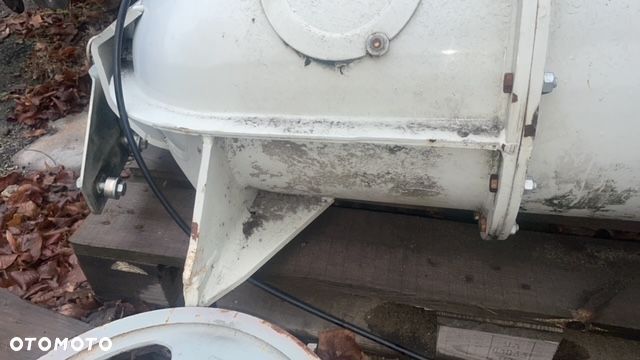 Claas Lexion kolano rury wysypu ziarna - 3