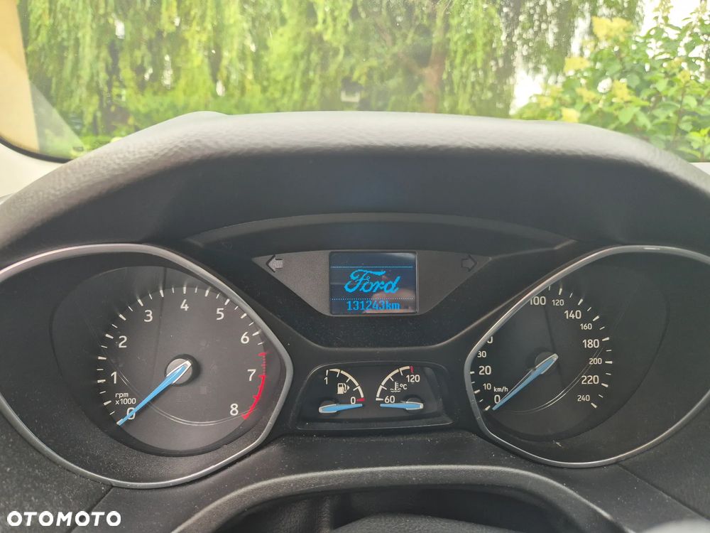 Ford Focus 1.6 Trend - 14
