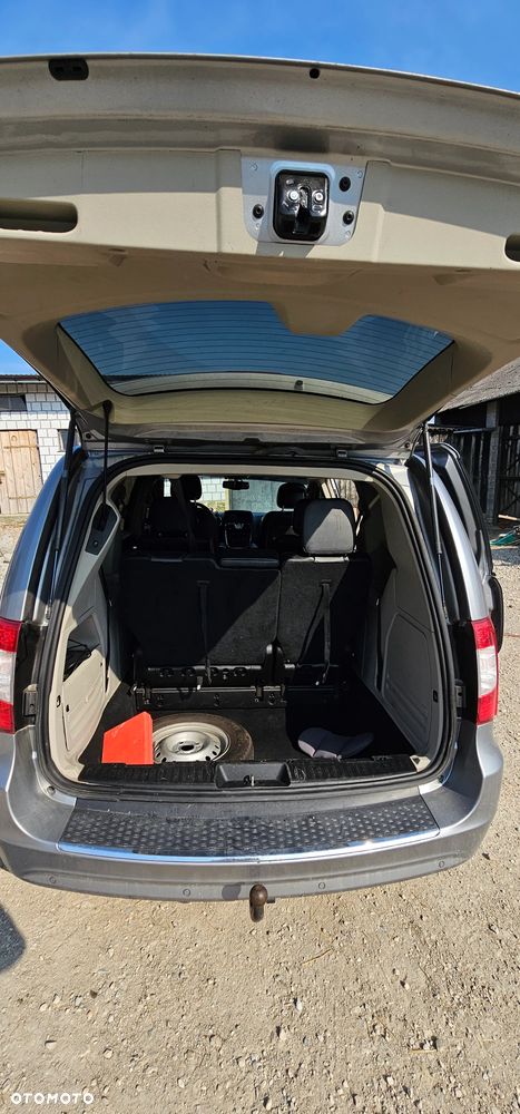 Chrysler Town & Country 3.6 Touring - 10