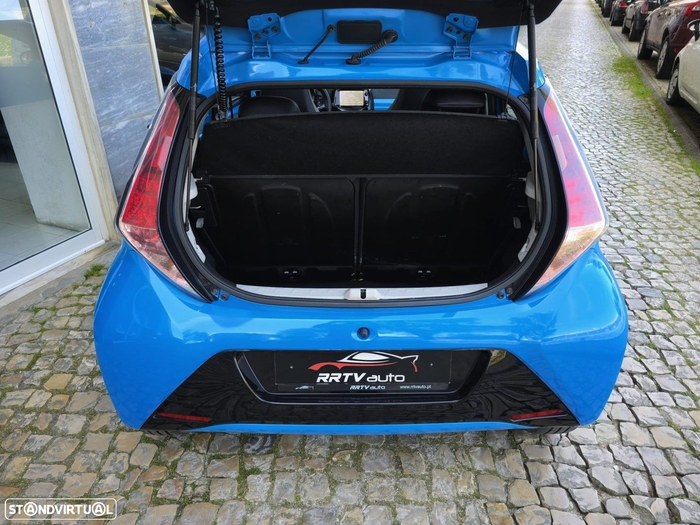 Toyota Aygo 1.0 X-Play Plus - 14
