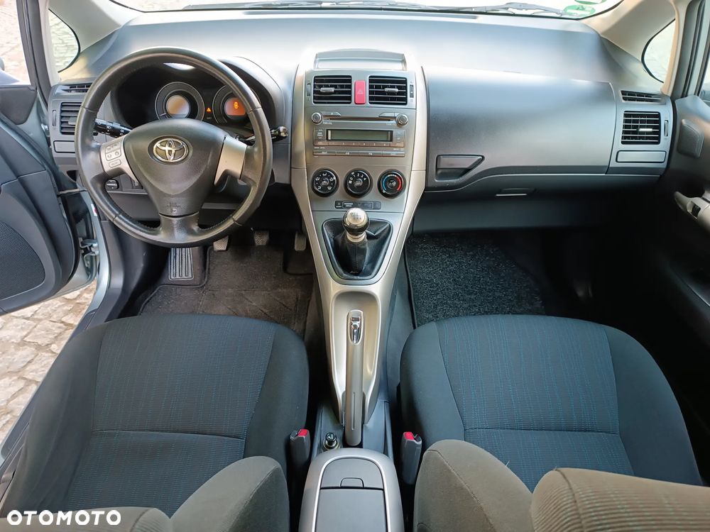 Toyota Auris 2.0 D-4D Edition - 16