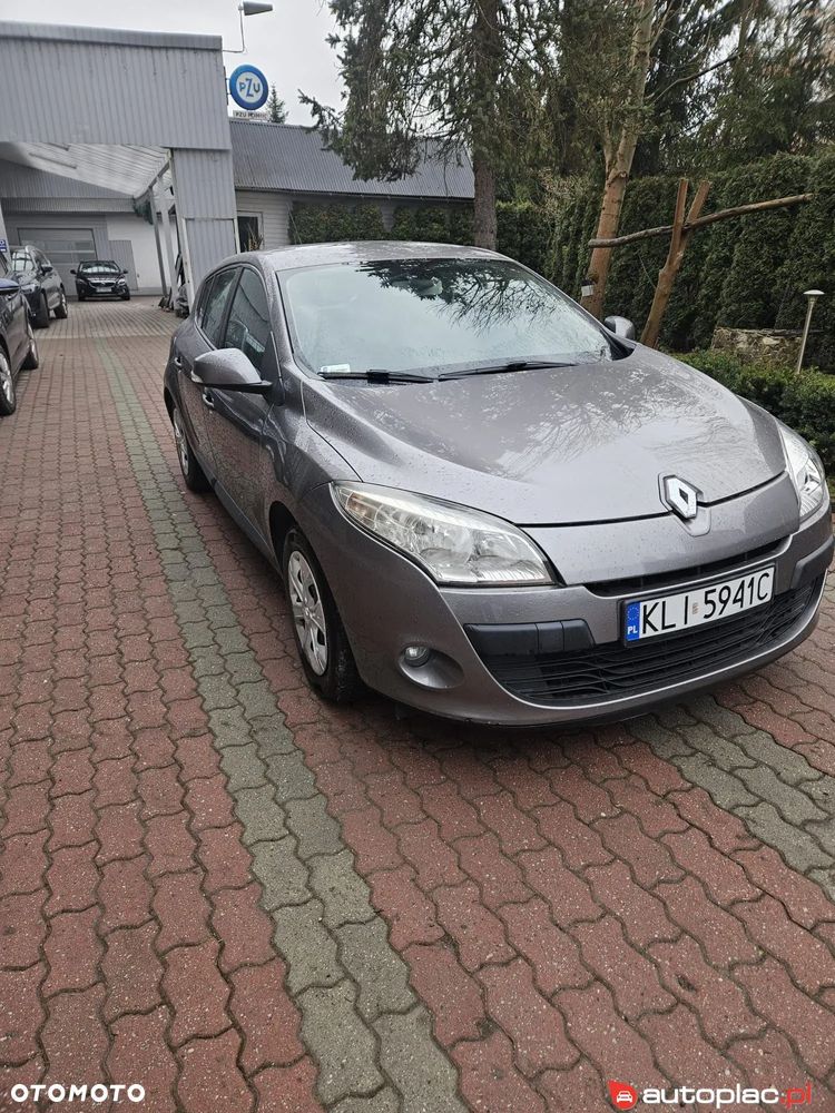 Renault Megane 1.5 dCi Emotion - 1