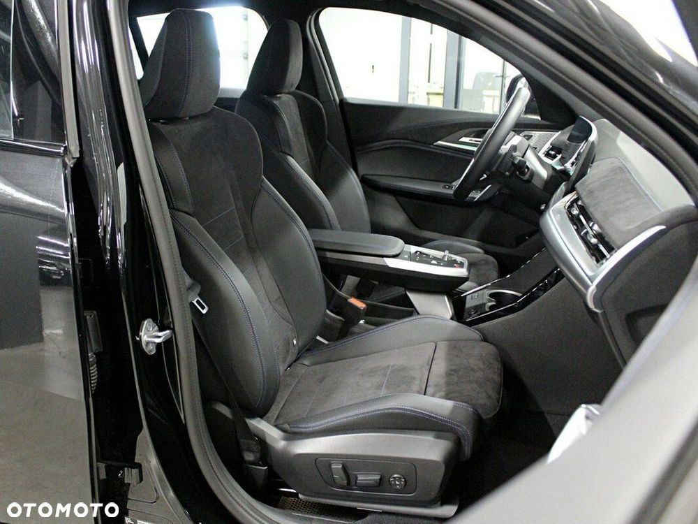 BMW X2 - 12