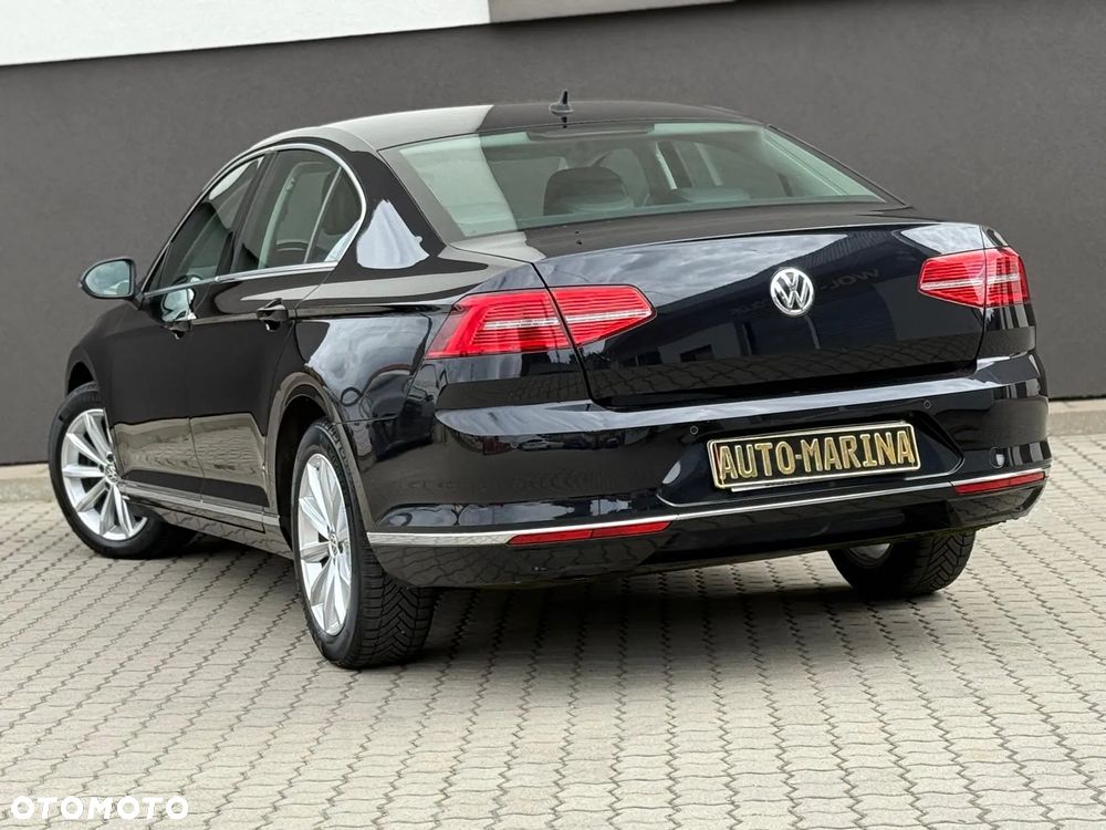 Volkswagen Passat Variant 1.6 TDI SCR DSG Comfortline - 18