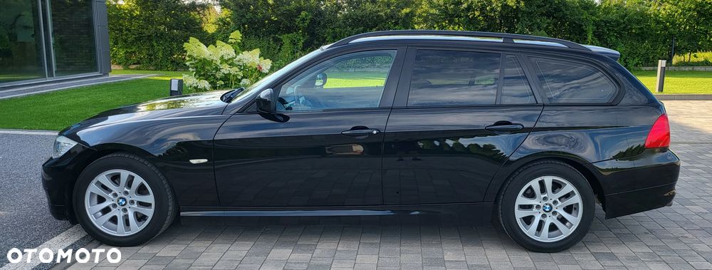 BMW Seria 3 318i Edition Exclusive - 9