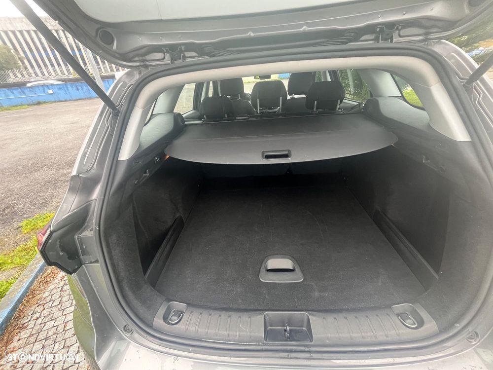 Fiat Tipo Station Wagon 1.3 M-Jet Lounge - 20