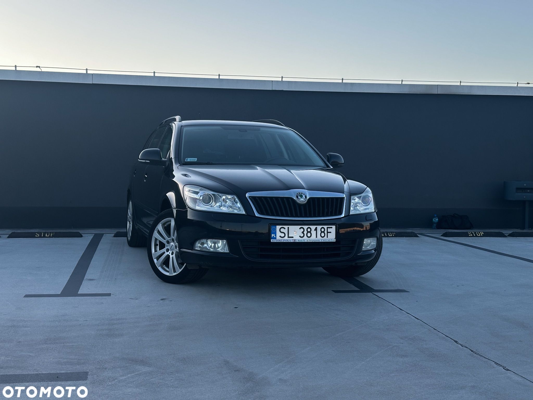 Skoda Octavia 2.0 TDI DPF Elegance DSG - 1