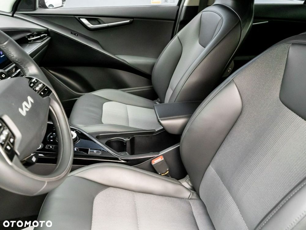 Kia Niro 1.6 GDI Hybrid L - 22