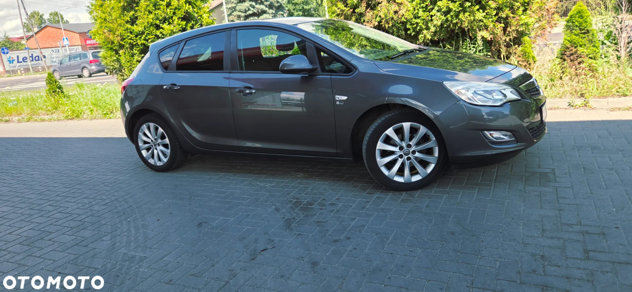 Opel Astra 1.4 Turbo 150 Jahre - 20