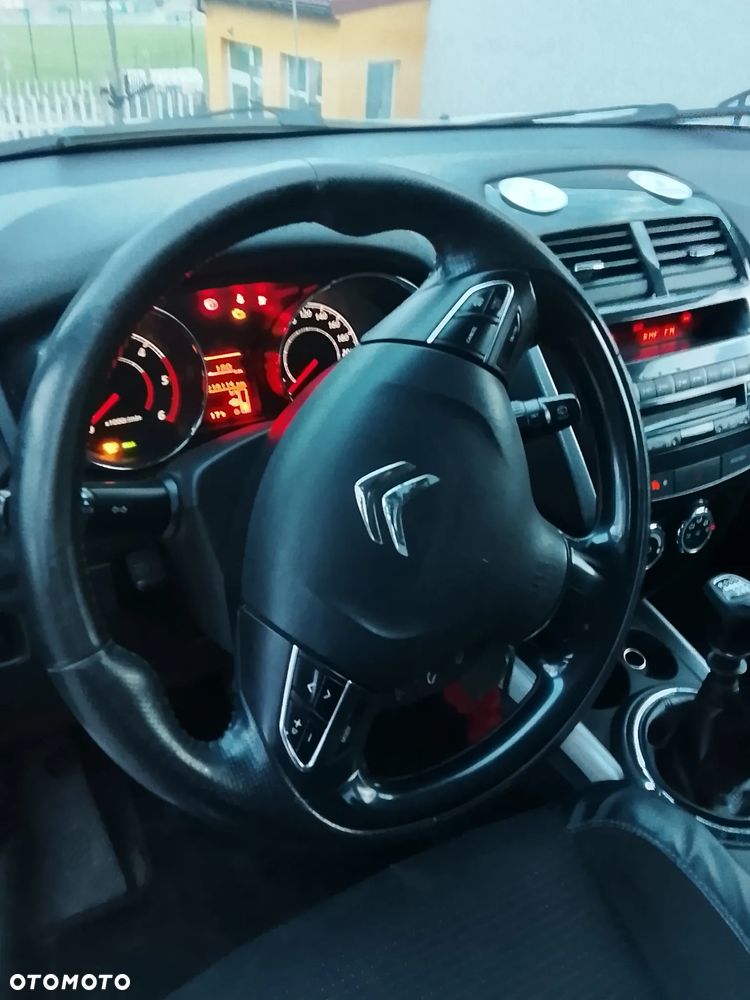 Citroën C4 Aircross 1.8 e-HDi STT 4x2 Seduction - 13