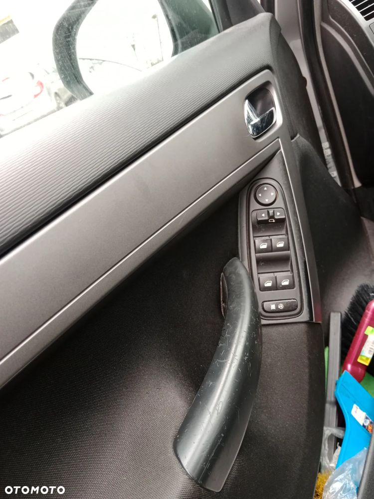 Citroën C4 Picasso - 30