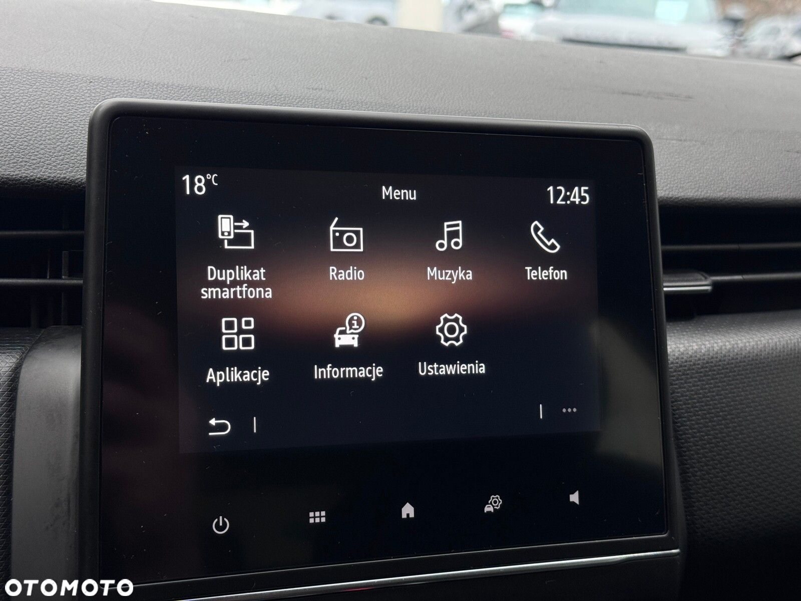 Renault Clio - 32