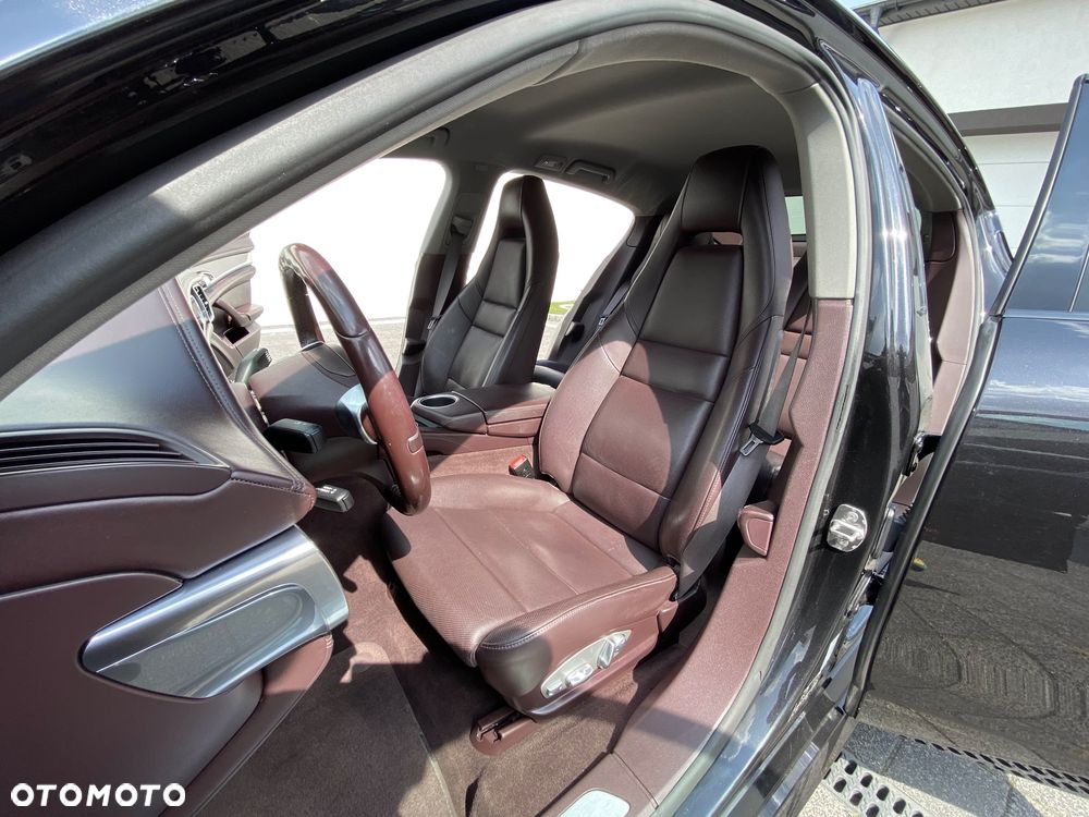 Porsche Panamera Diesel - 18