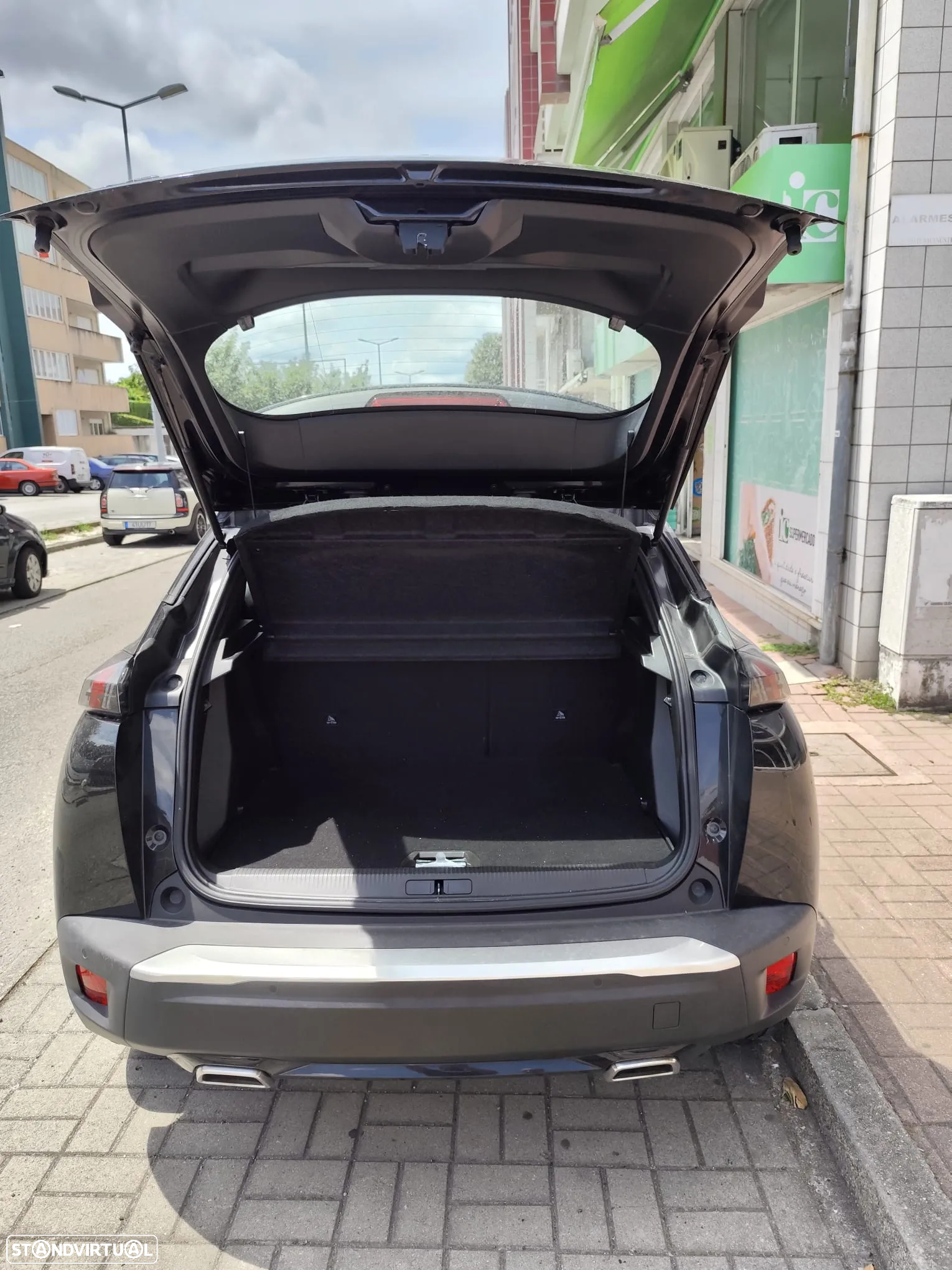 Peugeot 2008 1.2 PureTech Active Pack - 6