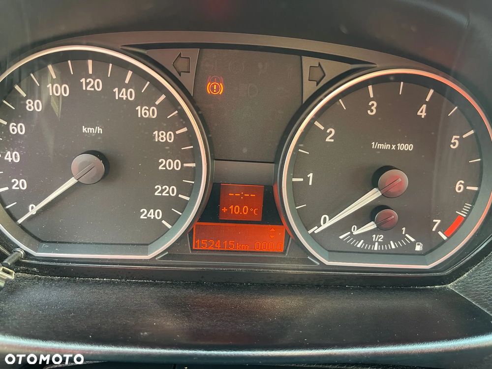 BMW Seria 1 118i - 4